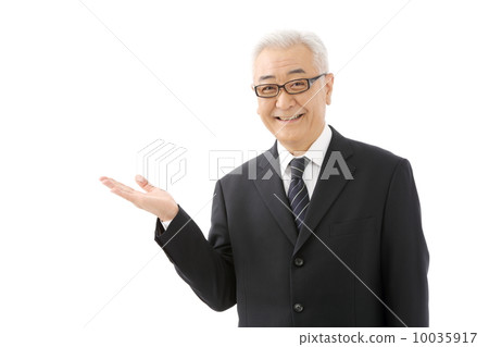 Recommended · Senior businessmen 10035917