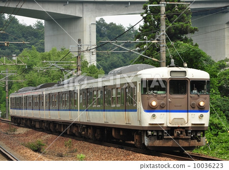 火車穿過鐵路 火車穿過鐵路 10036223