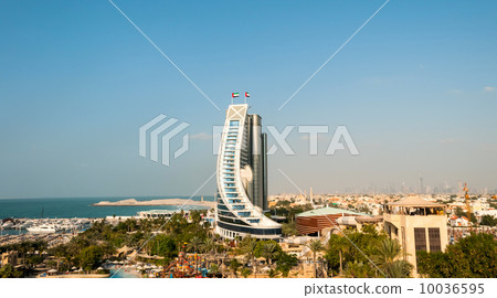 Jumeirah Beach Hotel Jumeirah Beach Hotel 10036595