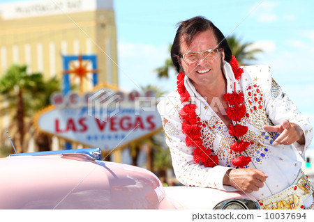 Las Vegas Elvis impersonator on the strip 10037694