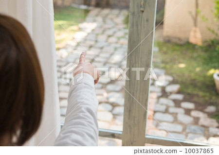 指向外面 10037865