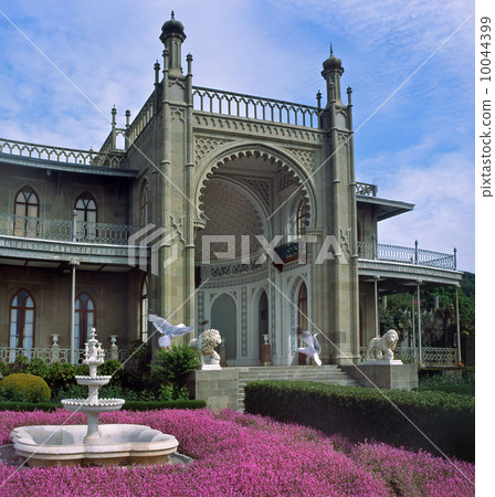 Crimea - Vorontsov Palace Crimea - Vorontsov Palace 10044399