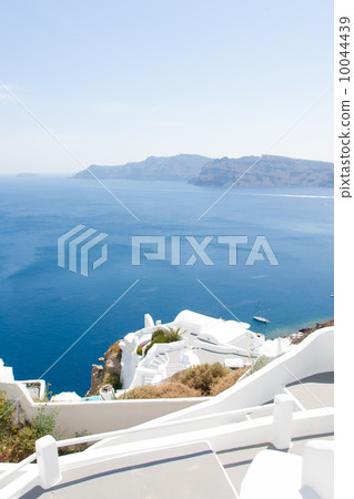 View on Oia in Santorini 10044439