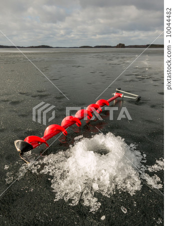 Ice drill and fragile ice Ice drill and fragile ice 10044482