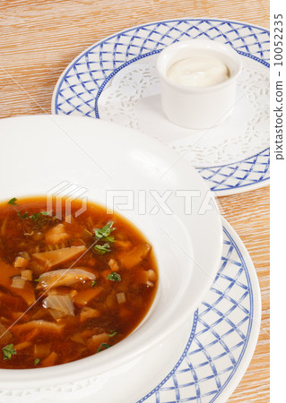 Meat soup 10052235