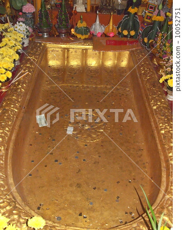 Thailand Udon Thani Watt · Platters Tobu Avoc Footprints of Buddha 10052751