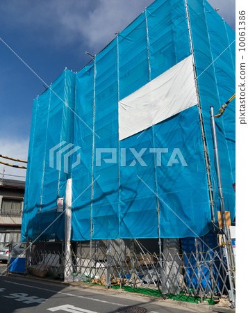 Construction work of houses 10061386