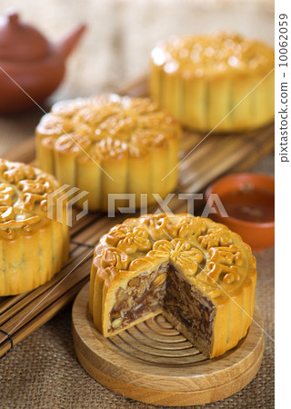 Moon cakes Moon cakes 10062059