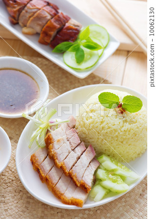 Siu Yuk or crispy roasted belly pork 10062130