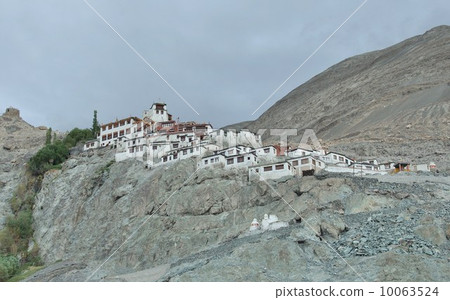 Deskit · Gompa, Ladakh Deskit · Gompa, Ladakh 10063524