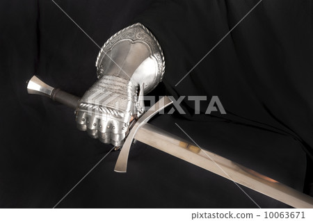 Gloves knight Gloves knight 10063671