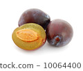Plums 10064400