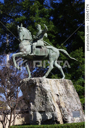 Shosaku Takasugi's warrior statue 10064774