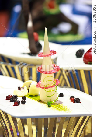 Delicious dessert 12 Delicious dessert 12 10068958