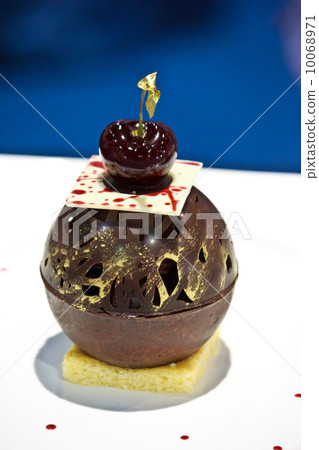 delicious dessert 8 10068971