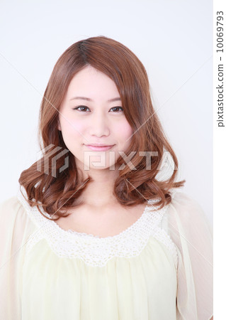 年輕的女士 年輕的女士 10069793