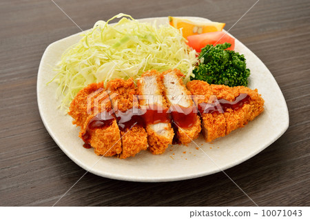 豬肉炸肉排圖像。 豬肉炸肉排圖像。 10071043