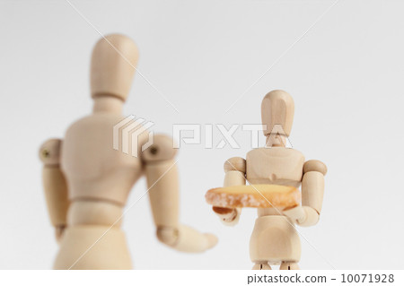 Drawing dolls and cookies 10071928