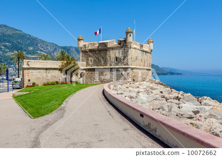 Promenade and medieval citadel in Menton, France. Promenade and medieval citadel in Menton, France. 10072662