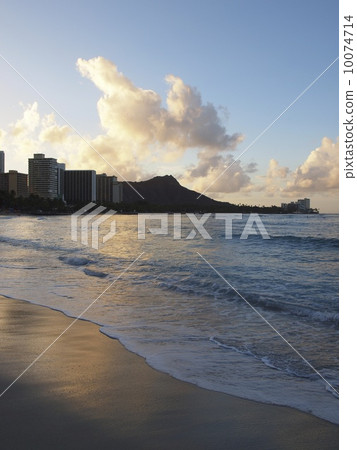 威基基海灘在早上 10074714