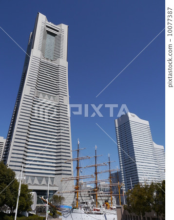 Nihon Maru和Landmark Tower Nihon Maru和Landmark Tower 10077387