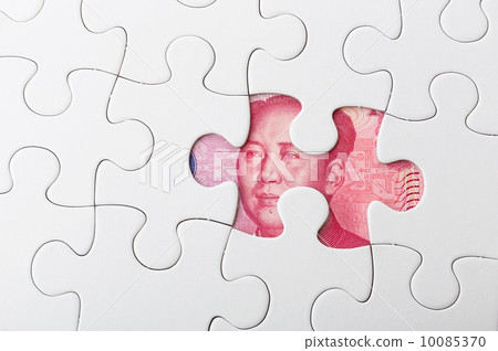 Missing puzzle piece with Chinese yuan 10085370