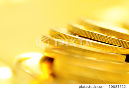 Gold coin 10085812