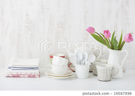 Bright kitchen 10087896