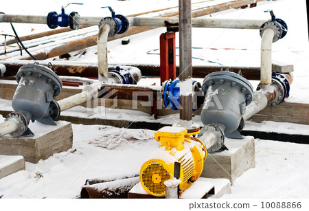 industrial pipelines and valves 10088866