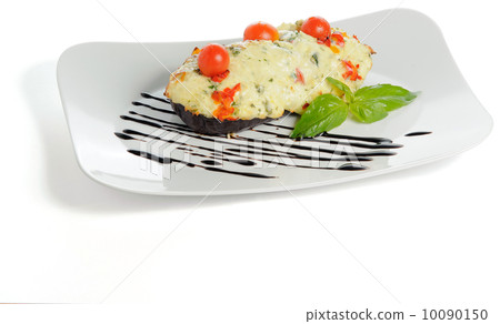 Casserole with tomatoes and basil 10090150