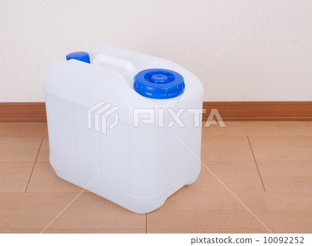 Poly tank of water Poly tank of water 10092252