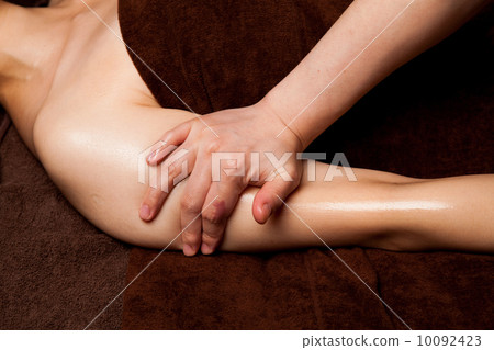 埃斯特 埃斯特 10092423