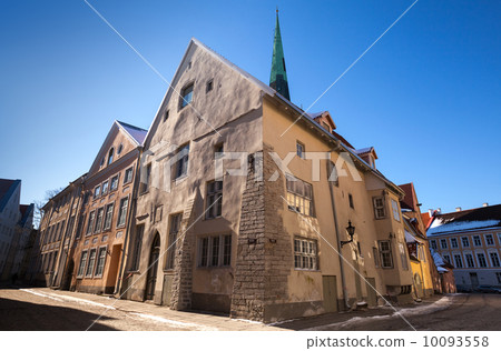 Street view on old town of Tallinn, Estonia 10093558