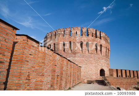 Ancient fortress (Kremlin) in Smolensk, Russia Ancient fortress (Kremlin) in Smolensk, Russia 10093986