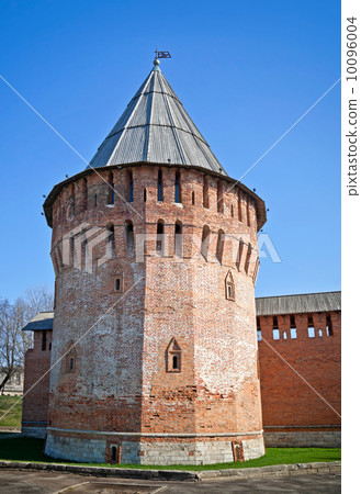 Ancient fortress (Kremlin) in Smolensk, Russia Ancient fortress (Kremlin) in Smolensk, Russia 10096004