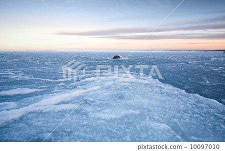 Winter landscape with ice on frozen Baltic Sea 10097010