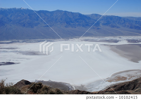 死亡谷的死亡谷佛水景觀壞水盆地 10102415