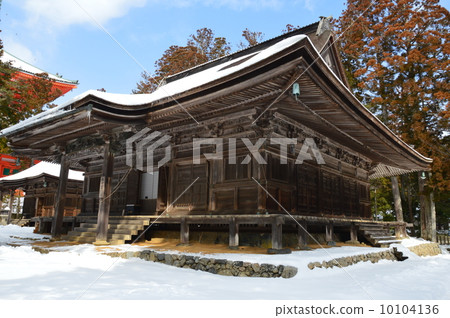 Konoyama·Kanpo-ji Temple（和歌山縣伊東郡高野町Koyano-cho）的“Daiei-do”（海角島） 10104136