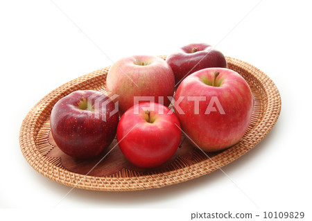 Assortment of apples Assortment of apples 10109829