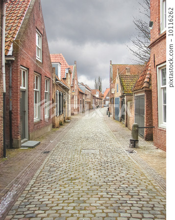 Street in the Dutch town of Heusden. Netherlands Street in the Dutch town of Heusden. Netherlands 10116262