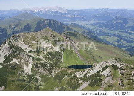 Mountains Henne and Wildseeloder (Austria) - plane view Mountains Henne and Wildseeloder (Austria) - plane view 10118241