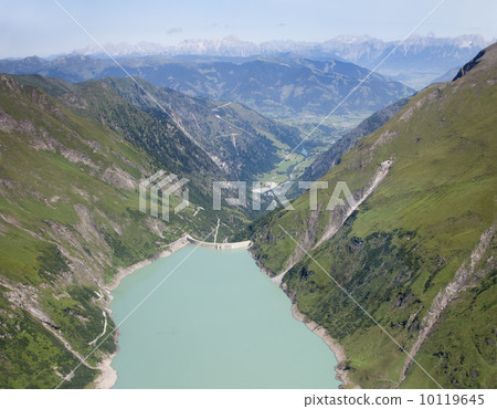 Artificial lake Wasserfallboden (Kaprun, Austria) Artificial lake Wasserfallboden (Kaprun, Austria) 10119645