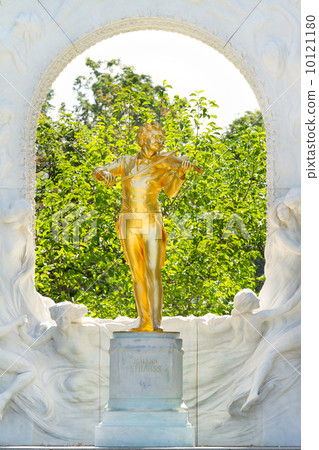 Johann Strauss Johann Strauss 10121180