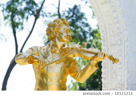 Johann Strauss Johann Strauss 10121213