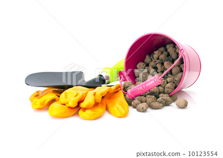 Planting Flowers, Pot, Shovel, Bucket, Gloves, Seed Isolated on Planting Flowers, Pot, Shovel, Bucket, Gloves, Seed Isolated on 10123554