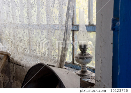 abandoned room abandoned room 10123726