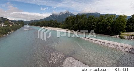 Panorama Lech river with Sauling mountain 10124314
