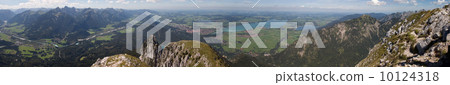 Panoramic view of Sauling Mountain (southern Germany) 10124318