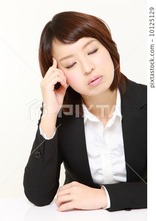 Drowsy business woman 10125129