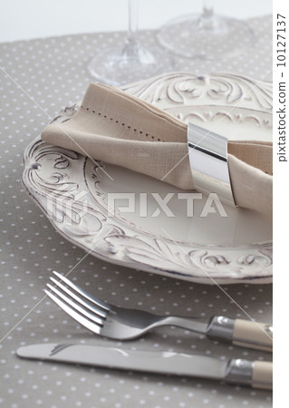 Table setting 10127137